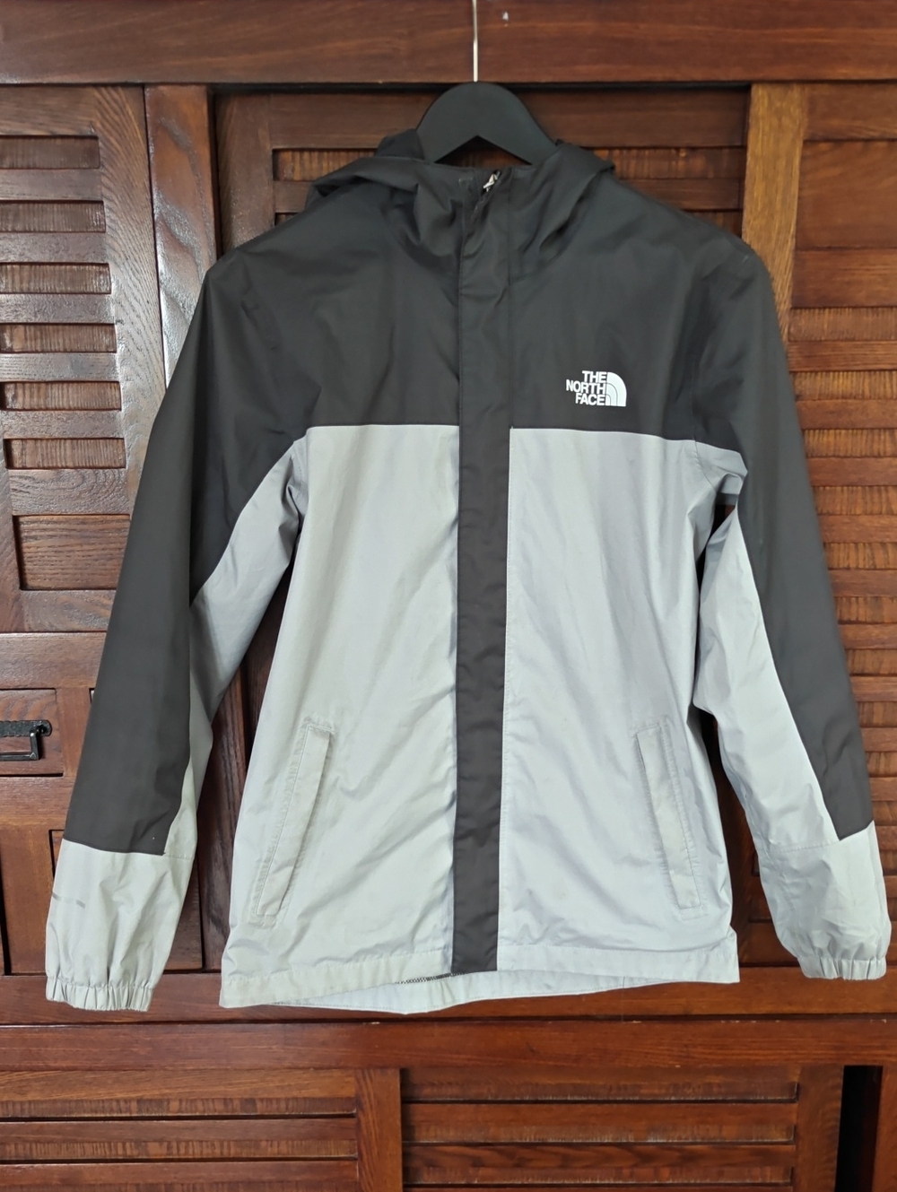 The North Face Boys' Resolve Jacket — Size Boys XL (14/16)